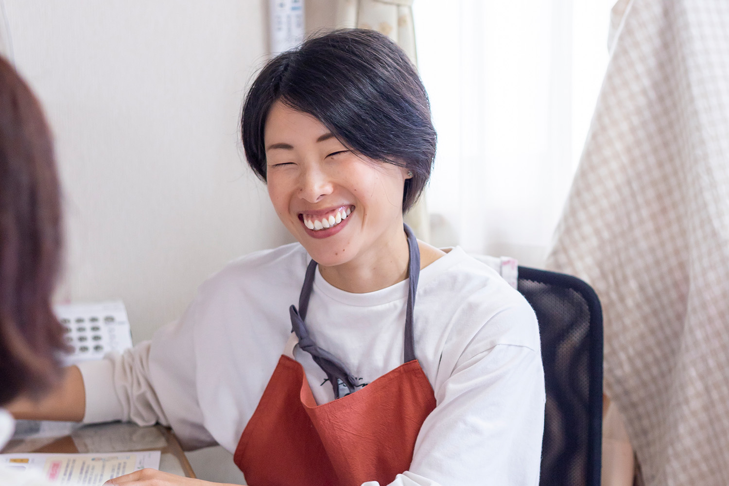 診察している写真